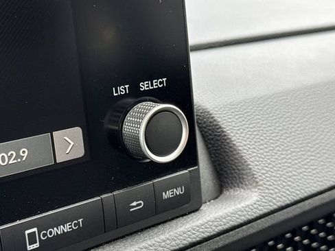 Used 2025 Honda CR-V LX image 31