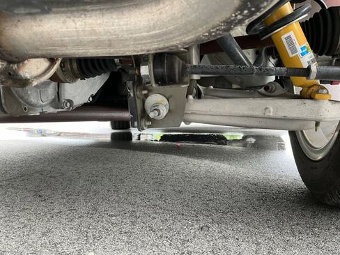 Used 2009 Pontiac Solstice Coupe w/ Premium Package image 30