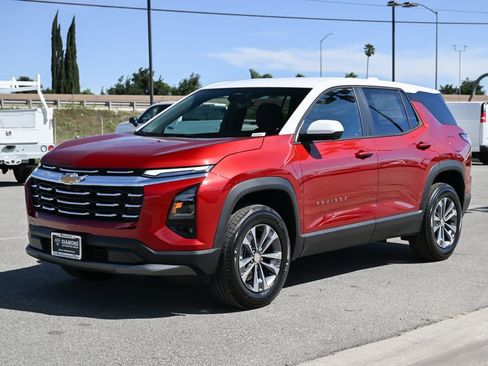 New 2026 Chevrolet Equinox LT w/ Safety and Technology Package FWD image 8