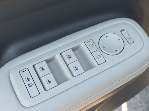 New 2026 Hyundai Santa Fe SEL FWD image 16