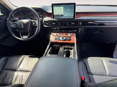 Certified 2021 Lincoln Aviator Reserve w/ Equipment Group 201A image 10