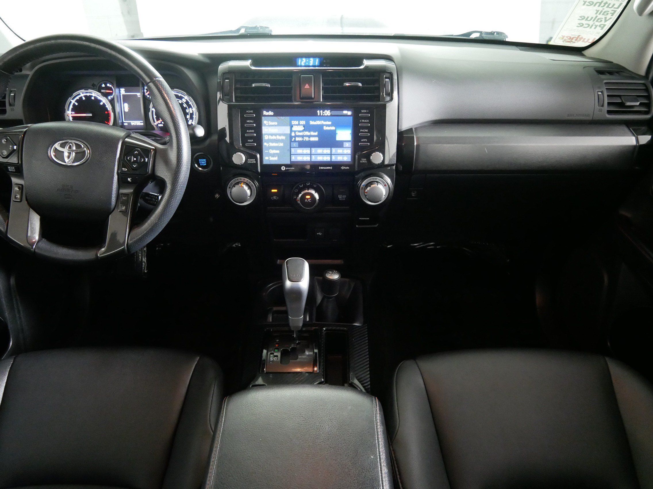 Used 2022 Toyota 4Runner TRD Off-Road Premium w/ TRD Black Wheel Package (TMS) AWD/4WD image 10