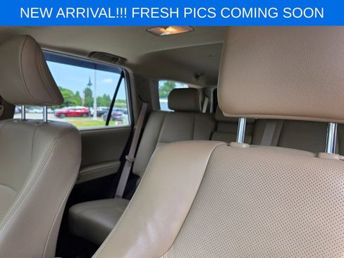Used 2020 Toyota 4Runner Limited AWD/4WD image 9