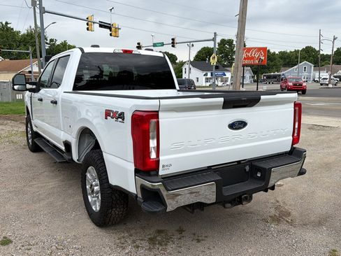 Used 2024 Ford F250 XLT w/ FX4 Off-Road Package AWD/4WD image 5