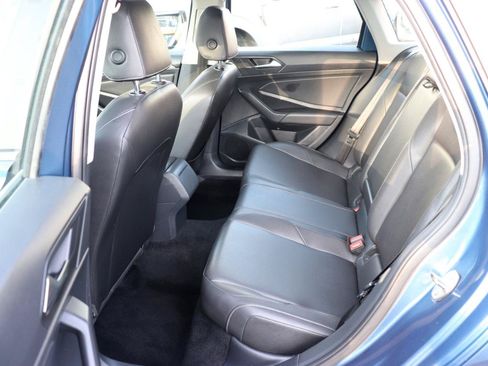Used 2020 Volkswagen Jetta SE FWD image 12