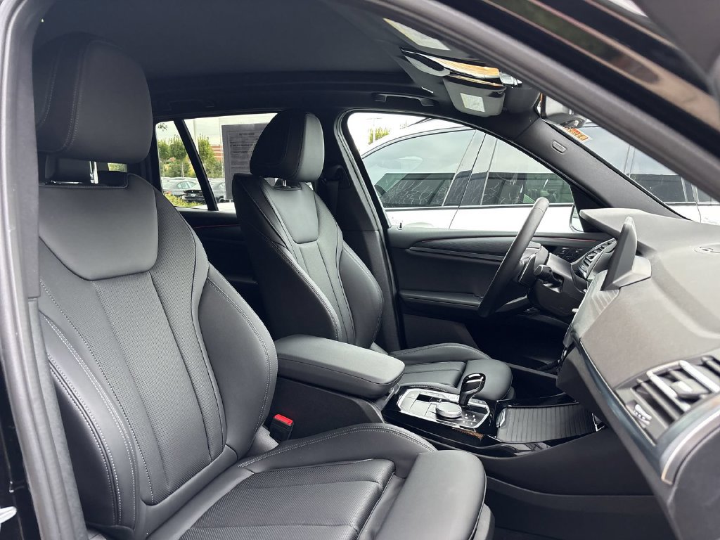 Certified 2024 BMW X3 xDrive30i w/ Premium Package AWD/4WD image 21