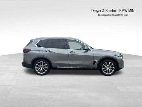 Used 2026 BMW X5 xDrive40i AWD/4WD image 8