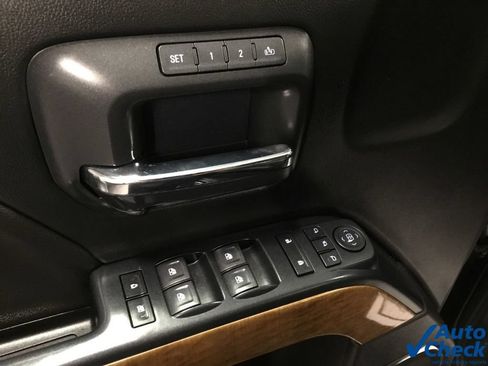 Used 2018 Chevrolet Silverado 1500 LTZ AWD/4WD image 26