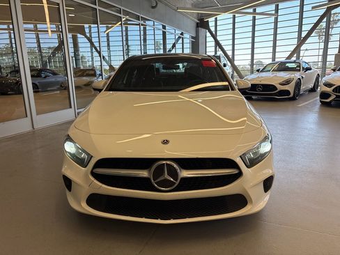 Used 2022 Mercedes-Benz A 220 image 2