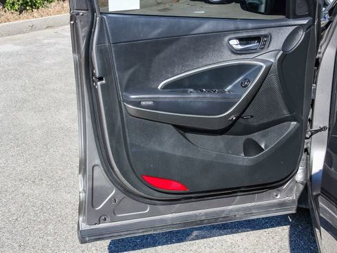 Used 2018 Hyundai Santa Fe Sport image 22