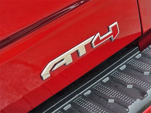 Used 2021 GMC Sierra 1500 AT4 w/ AT4 Premium Package image 12