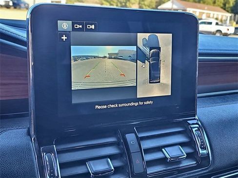 Used 2018 Lincoln Navigator Select image 29