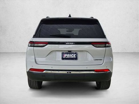 Used 2023 Jeep Grand Cherokee Limited image 6