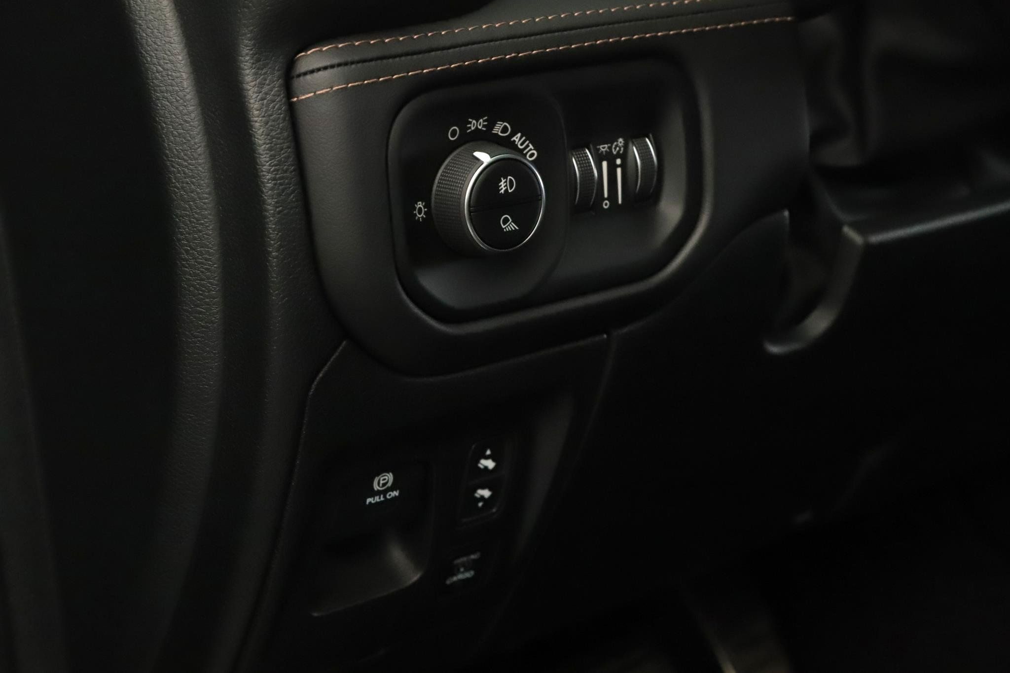 Used 2026 RAM 1500 Tungsten AWD/4WD image 11