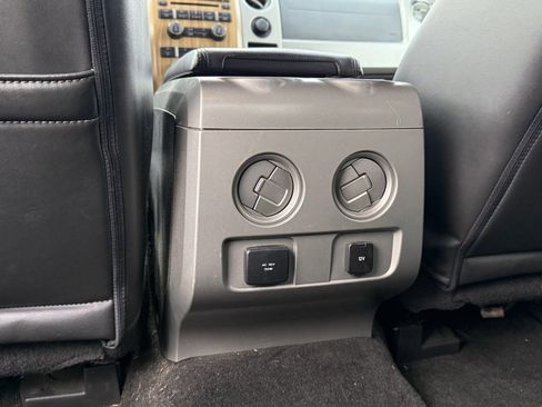 Used 2011 Ford F150 Lariat w/ Lariat Chrome Pkg image 19