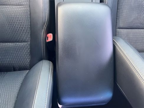 Used 2012 Toyota Camry SE image 26