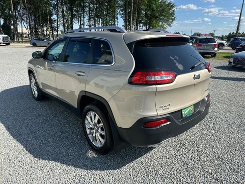 Used 2015 Jeep Cherokee Limited AWD/4WD image 3