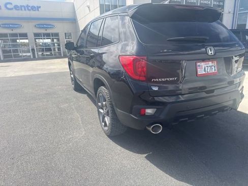 Used 2023 Honda Passport EX-L image 4