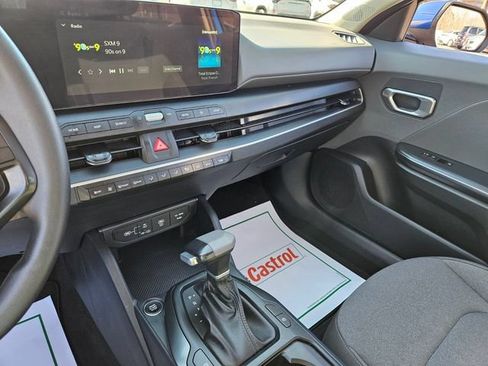 Used 2025 Kia K4 FWD image 23