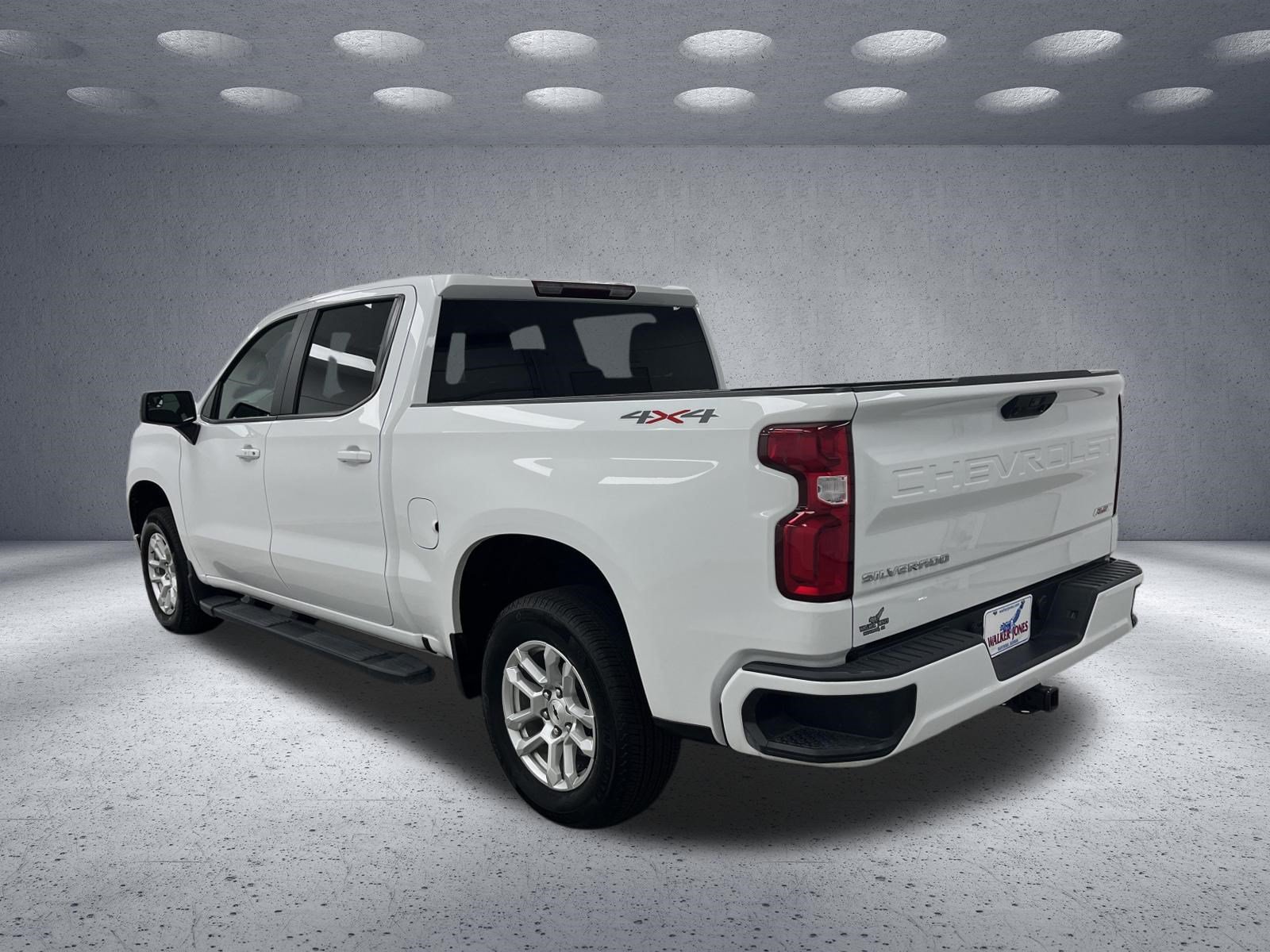 Used 2025 Chevrolet Silverado 1500 RST AWD/4WD image 3