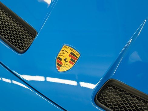 Used 2022 Porsche 911 GT3 image 11