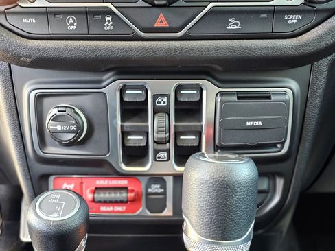 New 2026 Jeep Wrangler Unlimited Sport image 15