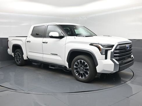 Used 2024 Toyota Tundra Limited w/ Power Package RWD image 1