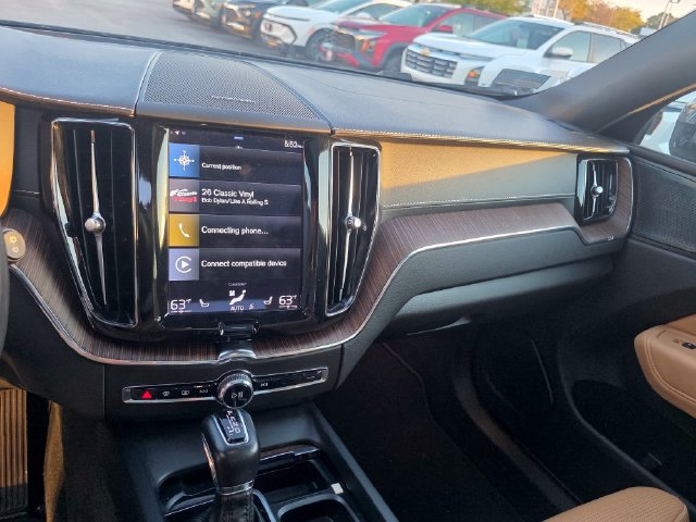 Used 2021 Volvo XC60 T5 Inscription w/ Climate Package AWD/4WD image 8
