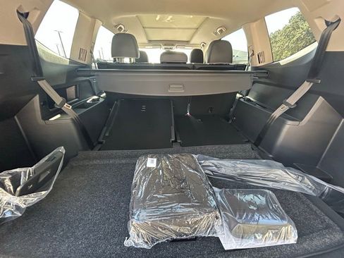 New 2026 Volkswagen Atlas SEL Premium R-Line image 41