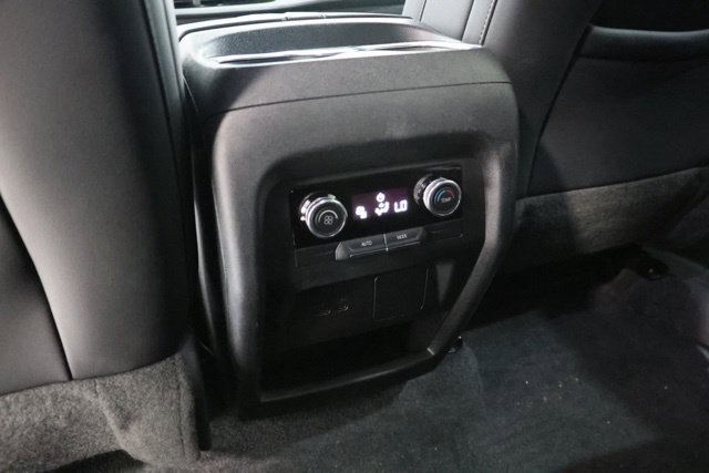Used 2025 Buick Enclave Preferred FWD image 29