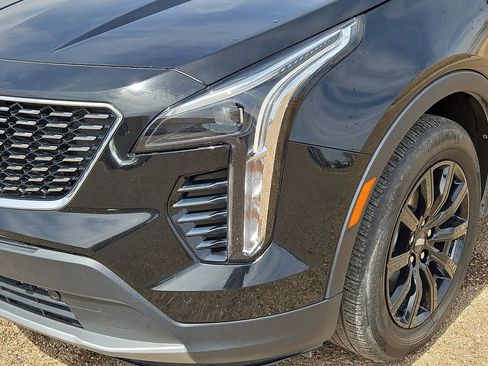 Used 2023 Cadillac XT4 Premium Luxury image 9