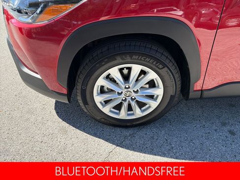 Used 2023 Toyota Corolla Cross LE image 11