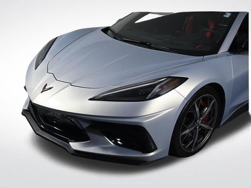 Used 2021 Chevrolet Corvette Stingray Preferred Conv w/ Z51 Performance Package RWD image 22