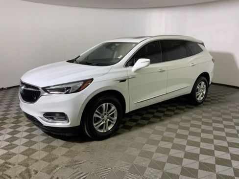 Used 2018 Buick Enclave Essence FWD image 12