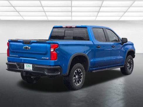 Used 2024 Chevrolet Silverado 1500 ZR2 w/ Technology Package AWD/4WD image 16