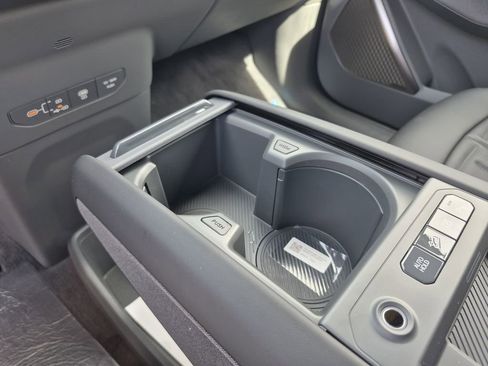 New 2026 Kia EV9 Land AWD/4WD image 9