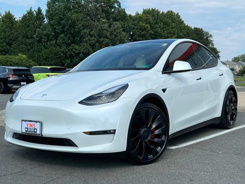 Used 2022 Tesla Model Y Performance AWD/4WD image 12