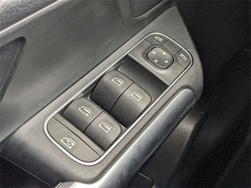 Used 2023 Mercedes-Benz GLA 250 4MATIC image 24