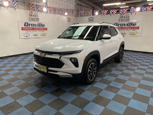 New 2026 Chevrolet TrailBlazer LT image 1