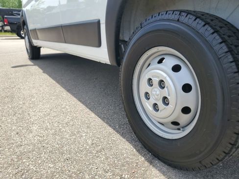 Used 2023 RAM ProMaster 2500 FWD image 29