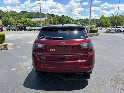 Used 2022 Jeep Compass High Altitude AWD/4WD image 6