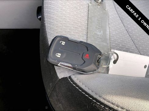 Used 2024 GMC Terrain SLE image 33