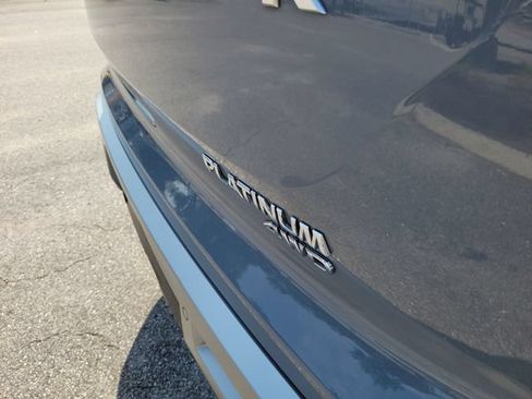 Used 2024 Nissan Pathfinder Platinum AWD/4WD image 8