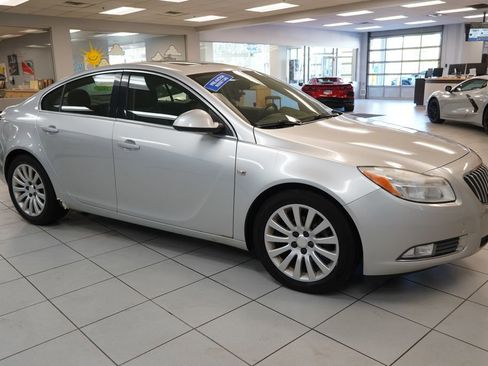 Used 2011 Buick Regal CXL w/ RL6 Preferred Equipment Group FWD image 14