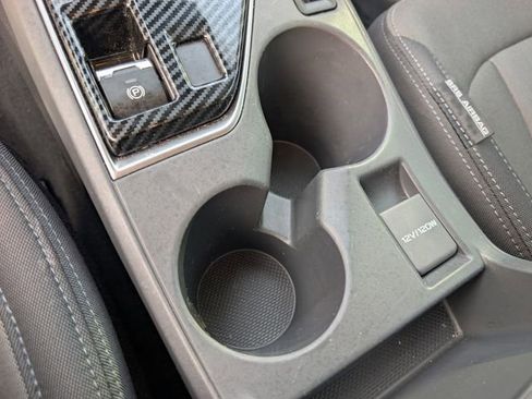 Used 2025 Subaru Crosstrek 2.0i Premium image 30