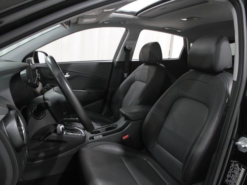 Certified 2023 Hyundai Kona Limited w/ Cargo Package image 5