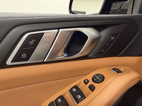 Used 2022 BMW X5 xDrive45e w/ M Sport Package image 43