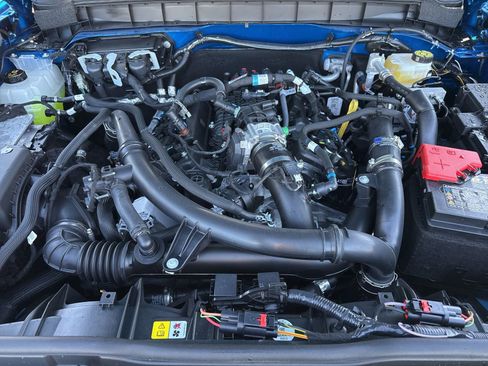 New 2025 Ford Bronco Badlands AWD/4WD image 36