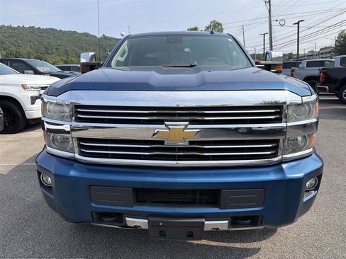 Used 2015 Chevrolet Silverado 2500 High Country w/ Duramax Plus Package AWD/4WD image 7