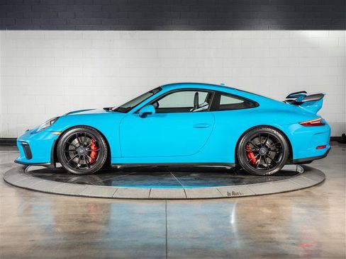 Certified 2018 Porsche 911 GT3 RWD image 2